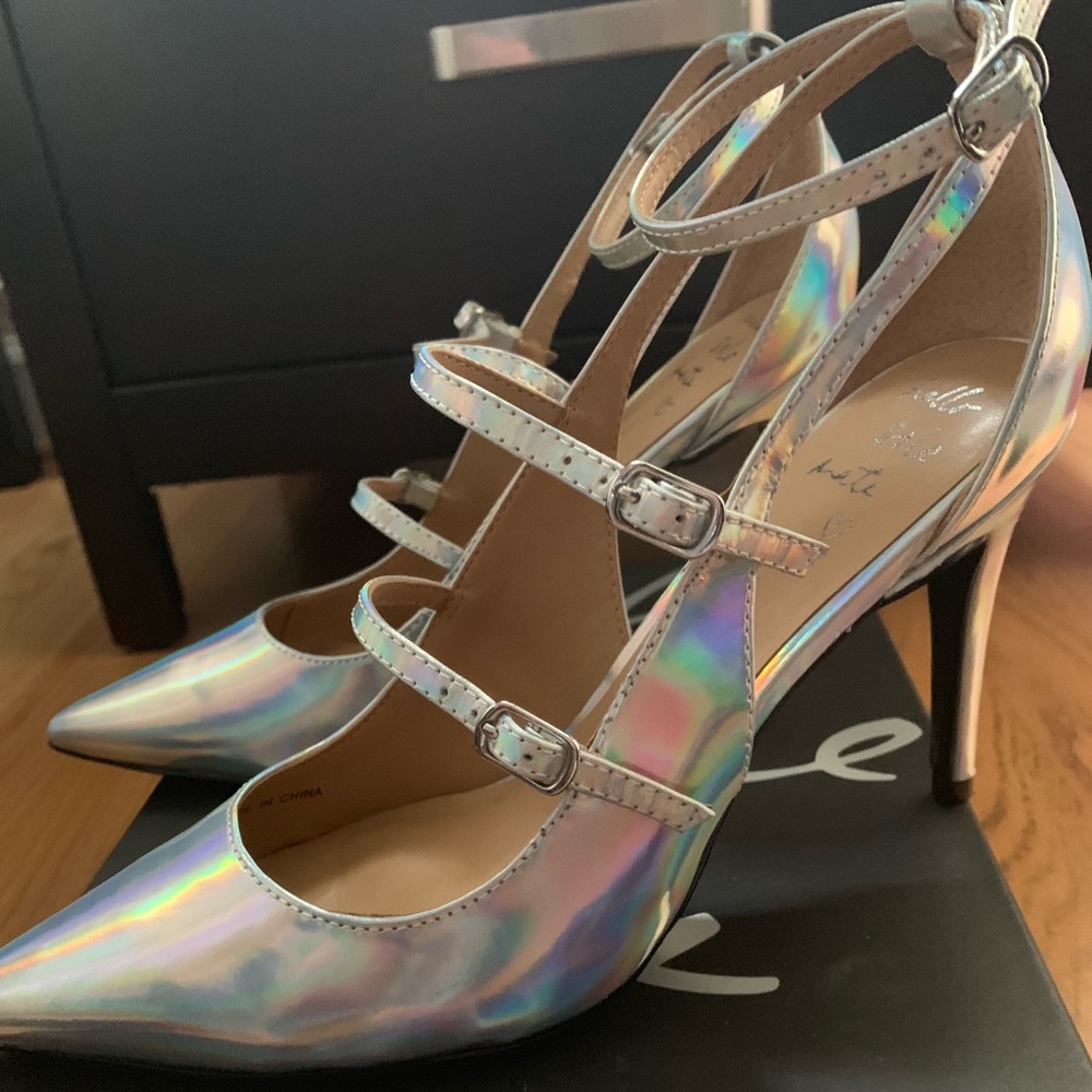 NWB Banana Republic Iridescent Heels
